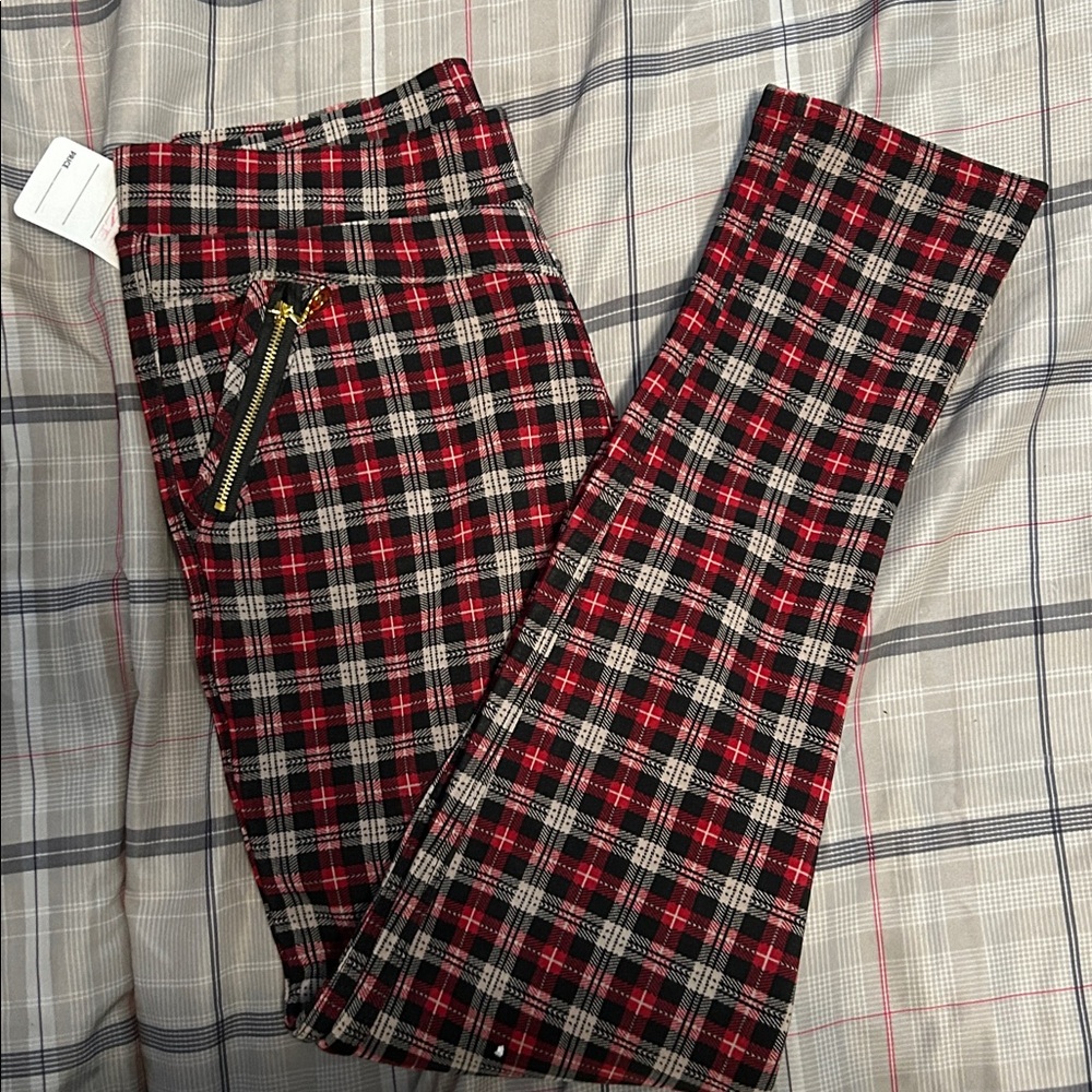 J & K Plaid Women’s Pants - Brown and Black leggings